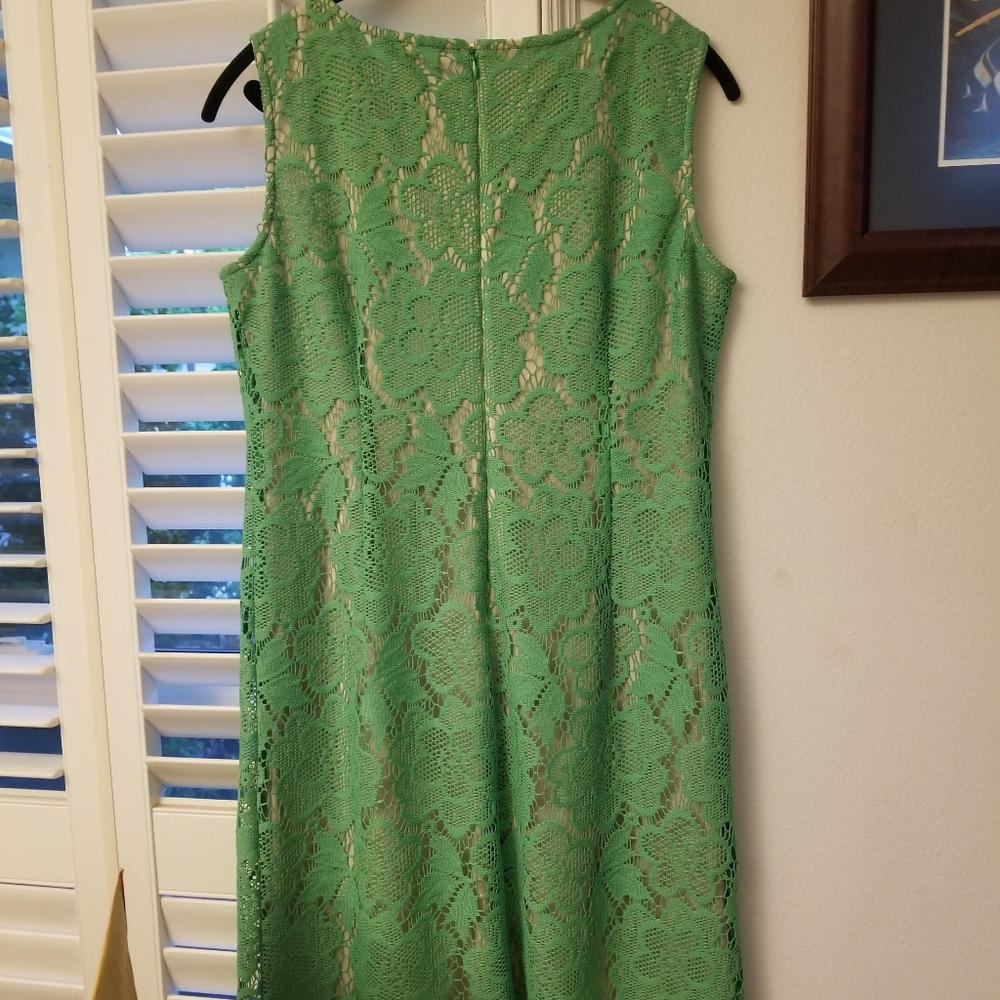 Dress - Picture 3 of 3